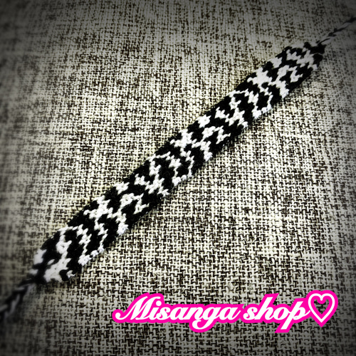 リストアクセサリー(ミサンガ) Good Luck Bracelet】超速！刺繍糸でミサンガ！Quick and Easy