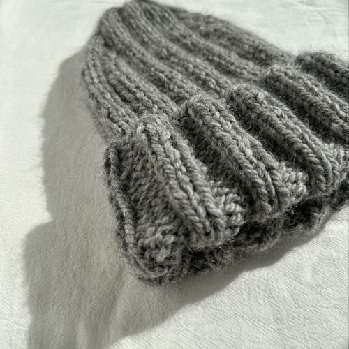 極太アルパカ毛糸の三角ニット帽 グレー ニット帽・ビーニー mori knit