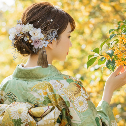 ꫛꫀꪝ硝子の髪飾り★ポンポネグラス★ヘアゴム 「想像の花」blue大きめサイズ 硝子蓮の髪飾り（濃藍） かんざし 8gatu 通販 15797382｜Creema