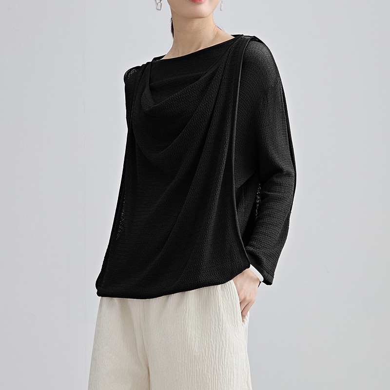 薄手でゆったり上品な重ね着風♪ドレープカットソー ブラック 6,800円