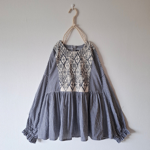 リンカブル 刺繍ブラウス ギンガムチェック ギンガムチェック ブラウス 刺繍生地 ブラウス toimême 通販 18324827