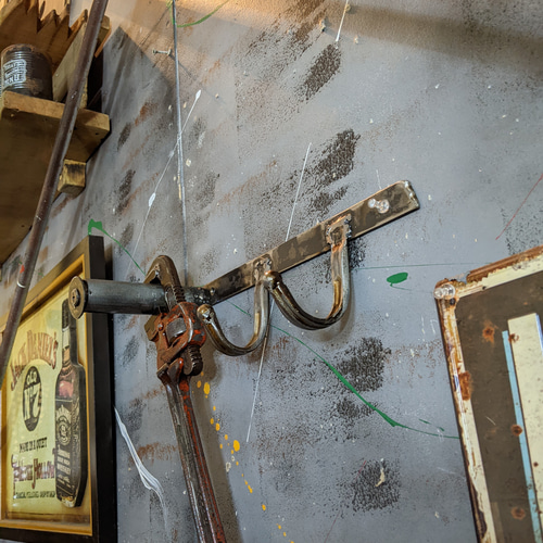 インダストリアル 男勝りな アイアンフック シークレット パイプレンチ