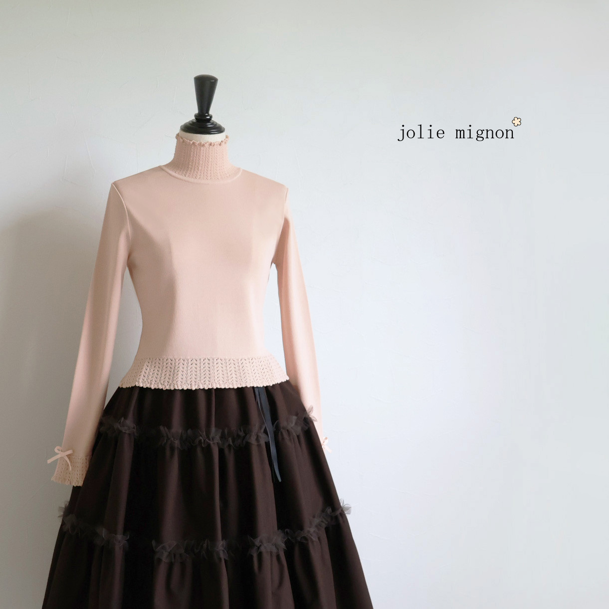 【通年使える◎】レース編みハイネック 長袖プルオーバー【コーラルベージュ】