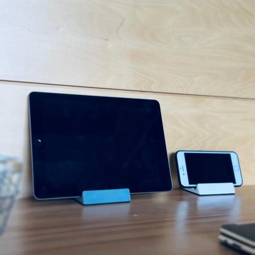 スマホ・タブレット・パソコン MFK-204 Majextand M人間工学に基づくスマートフォン/タブレット用スタンド