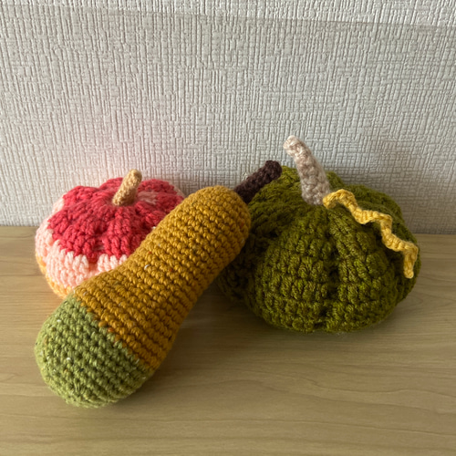 ハロウィンかぼちゃ編みぐるみ3つセット 値下げセール あみぐるみ