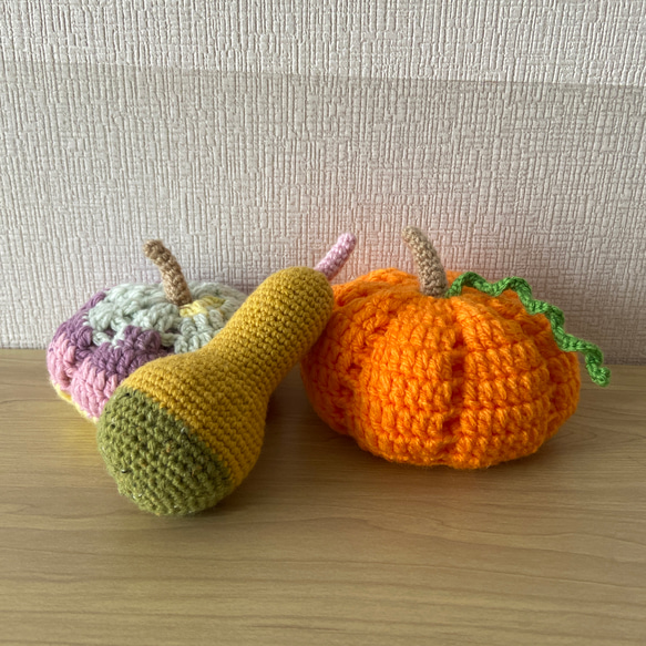 ハロウィンかぼちゃ編みぐるみ3つセット 4枚目の画像