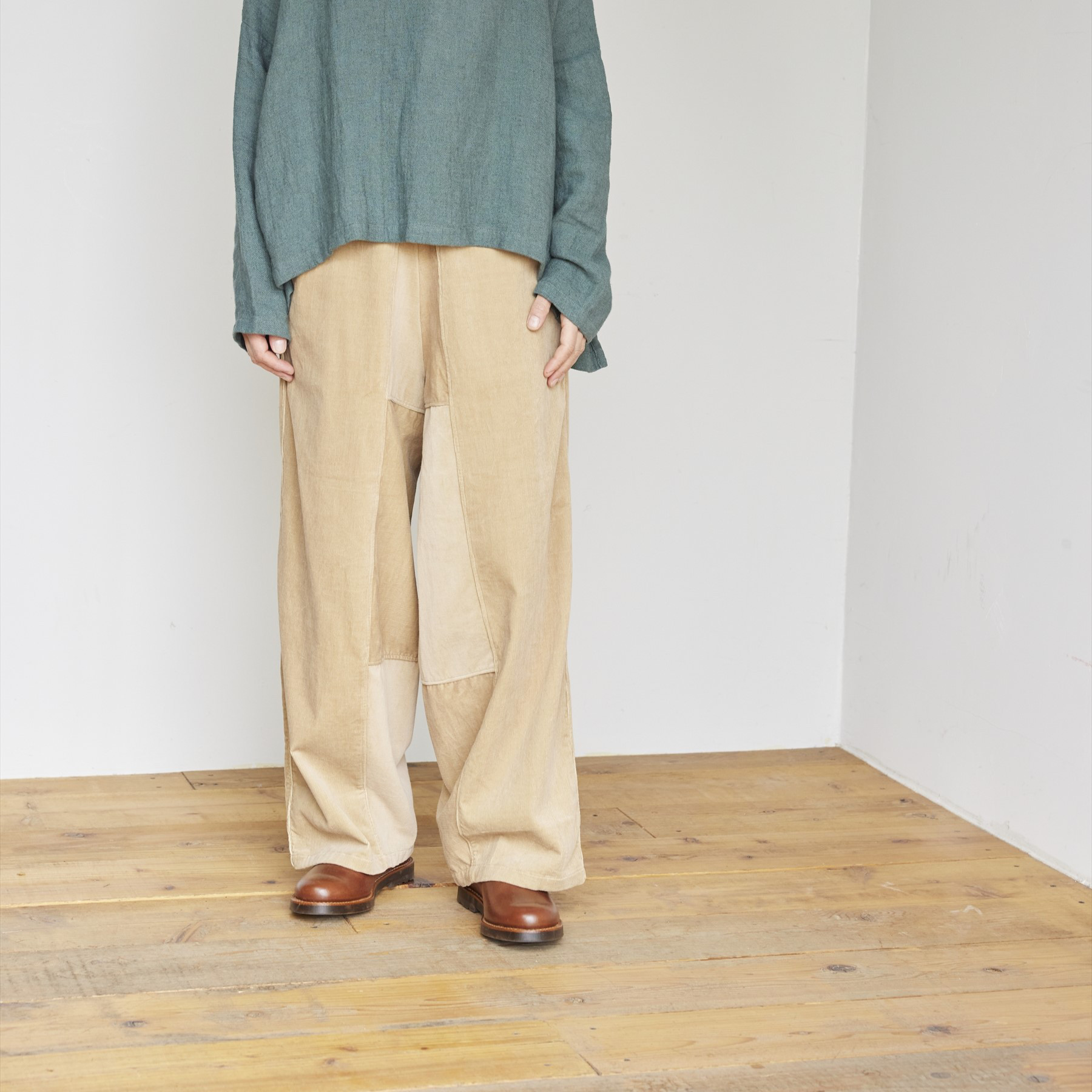 bighug ストレッチコール グリークパンツ○ベージュ ロングパンツ holy  