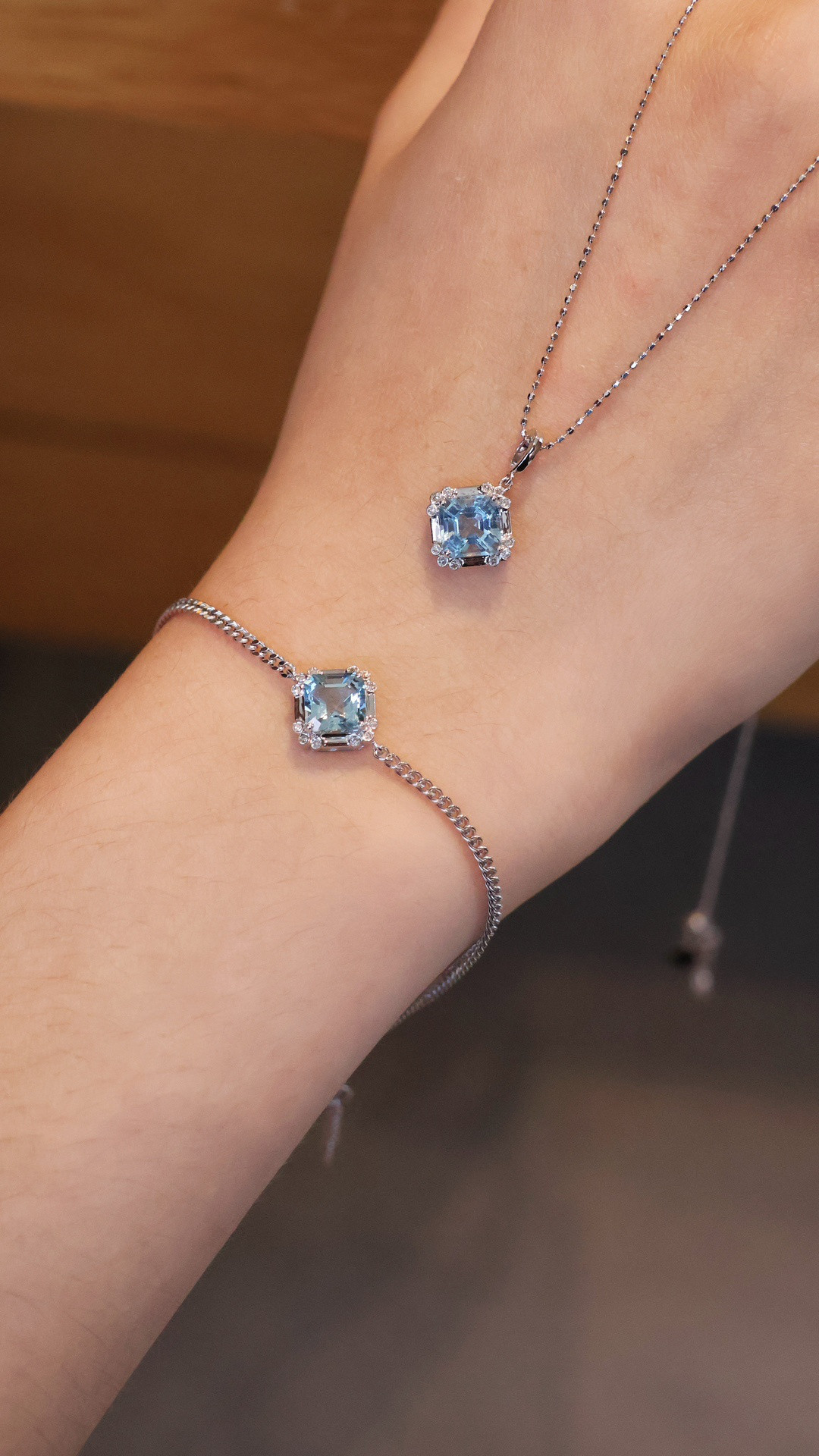 tartar アクアマリンマルチスタイルペンダント ネックレスブレスレットセット