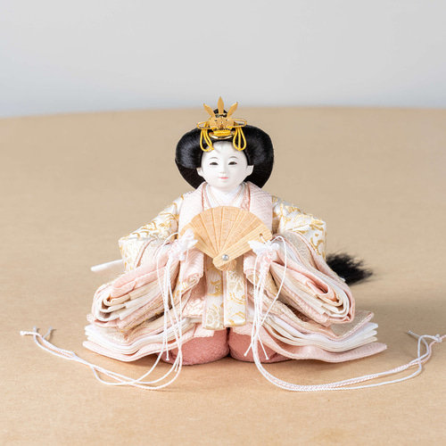 ことの豆立ひな（3MK-0000）（このは）月型飾台 麻の葉｜コンパクトな