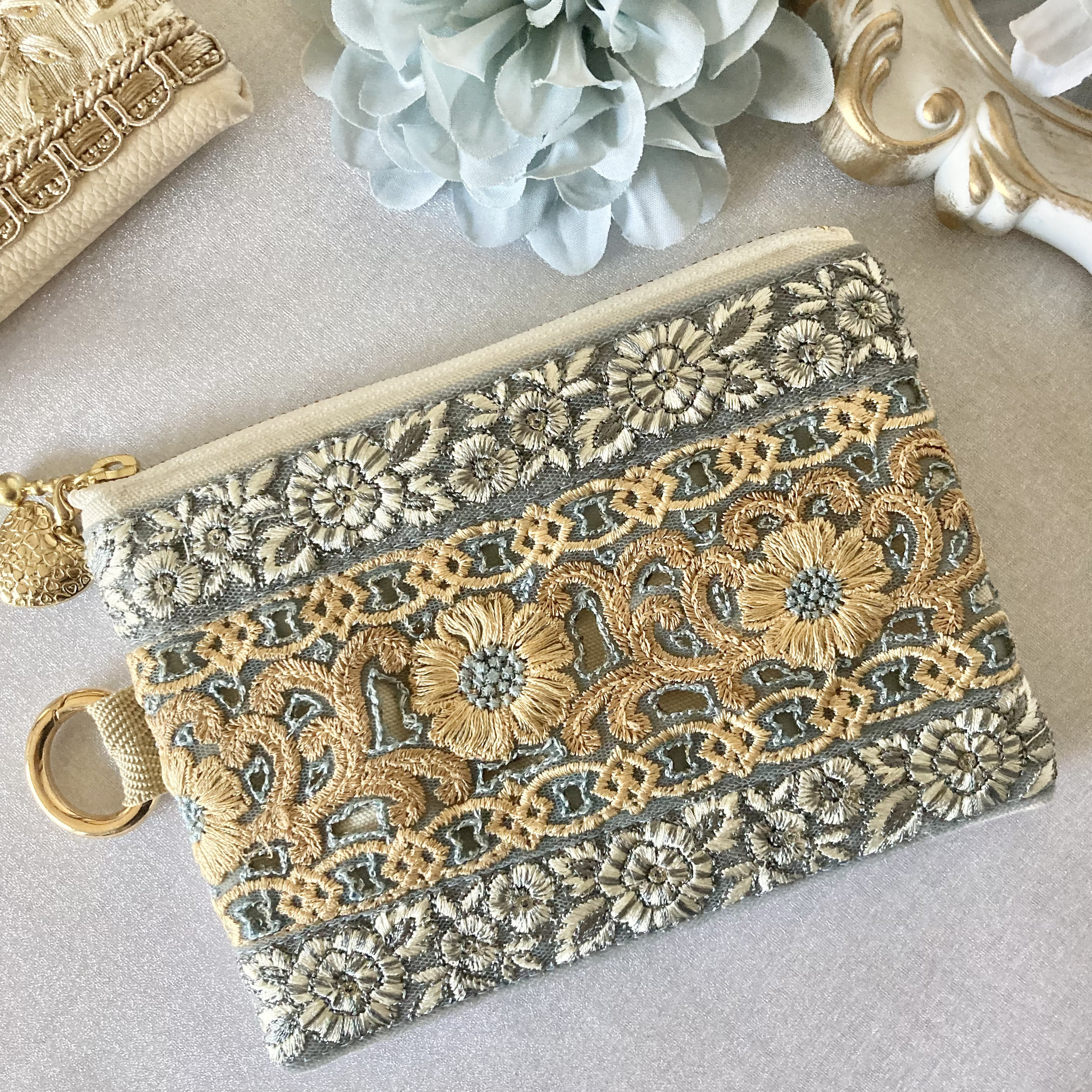 new》インド刺繍ポーチ インド刺繍ミニポーチ インド刺繍 コスメ