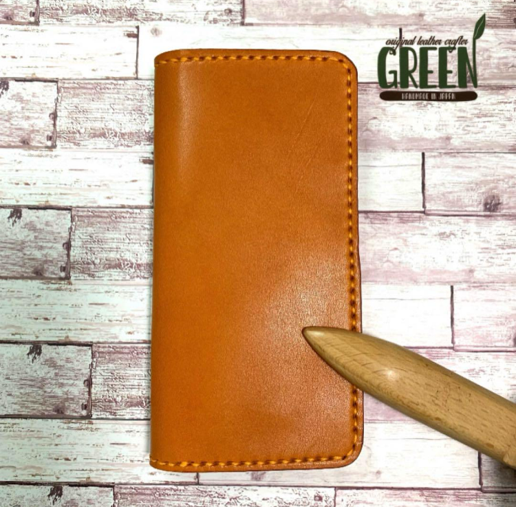 2枚ポケット付き 栃木レザー　キャメル　iPhoneケース 手帳型　本革　スマホケース　おしゃれ　経年変化　レザー