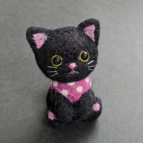 【確認用】くろぶち猫さん✻羊毛フェルト 羊毛フェルト 頭でっかちの黒猫ちゃん 一点物 羊毛フェルト rika