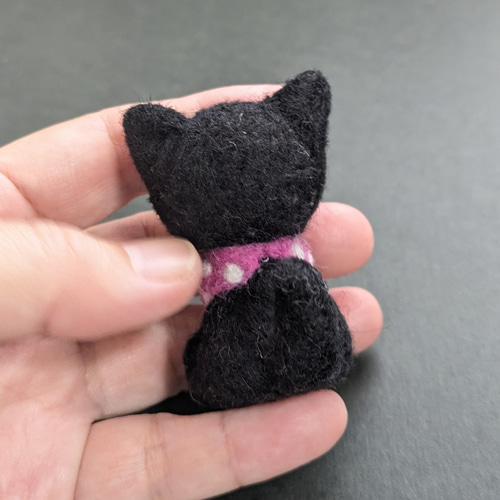 羊毛フェルト 頭でっかちの黒猫ちゃん 一点物 羊毛フェルト rika