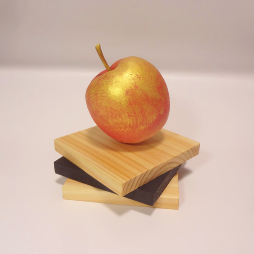 木彫刻 アート 『 黄金のリンゴ 』 宇宙 惑星 果物 抽象 オリジナル