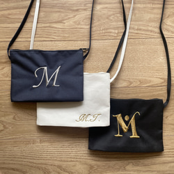 リクエスト＊ロラライハリス♡一面シルバーライン刺繍サコッシュ♡スマホポーチ♡ リクエスト＊ロラライハリス♡一面シルバーライン刺繍サコッシュ