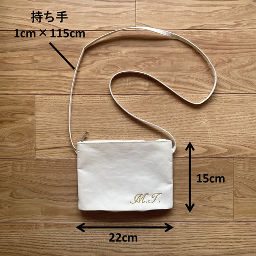 リクエスト＊ロラライハリス♡一面シルバーライン刺繍サコッシュ♡スマホポーチ♡ リクエスト＊ロラライハリス♡一面シルバーライン刺繍サコッシュ