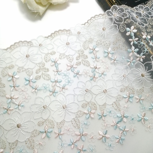 ラスト❣️ 1.65m 花柄 全面刺繡 チュールレース ハンドメイド 生地