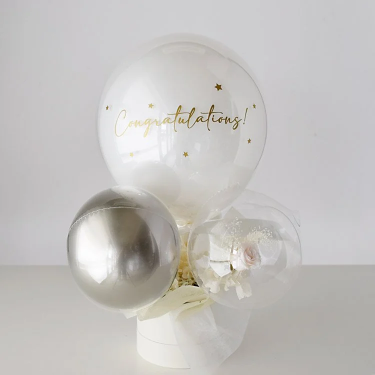 ◆自立型◆ WHITE × GOLD バルーンブーケ（自立型）★誕生日・1/2・お祝い・結婚式｜文字デザイン・メッセージ