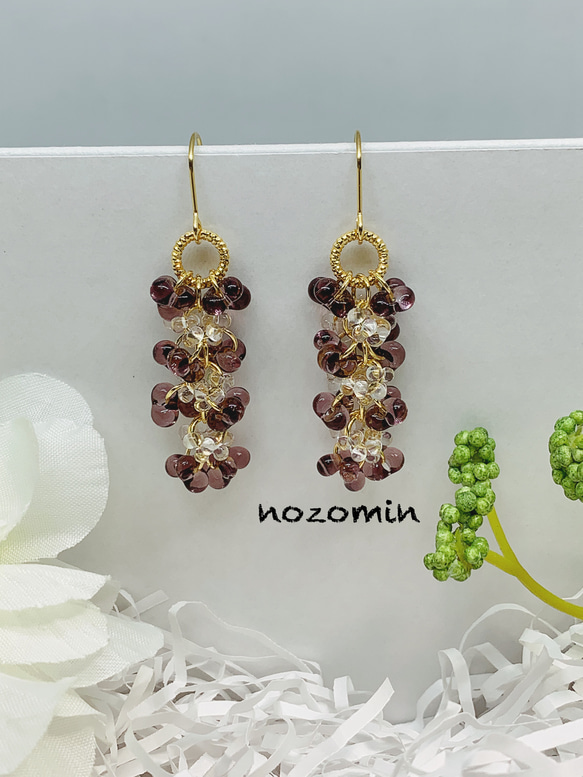 チェコファルファーレビーズのじゃらじゃらピアス アメジスト