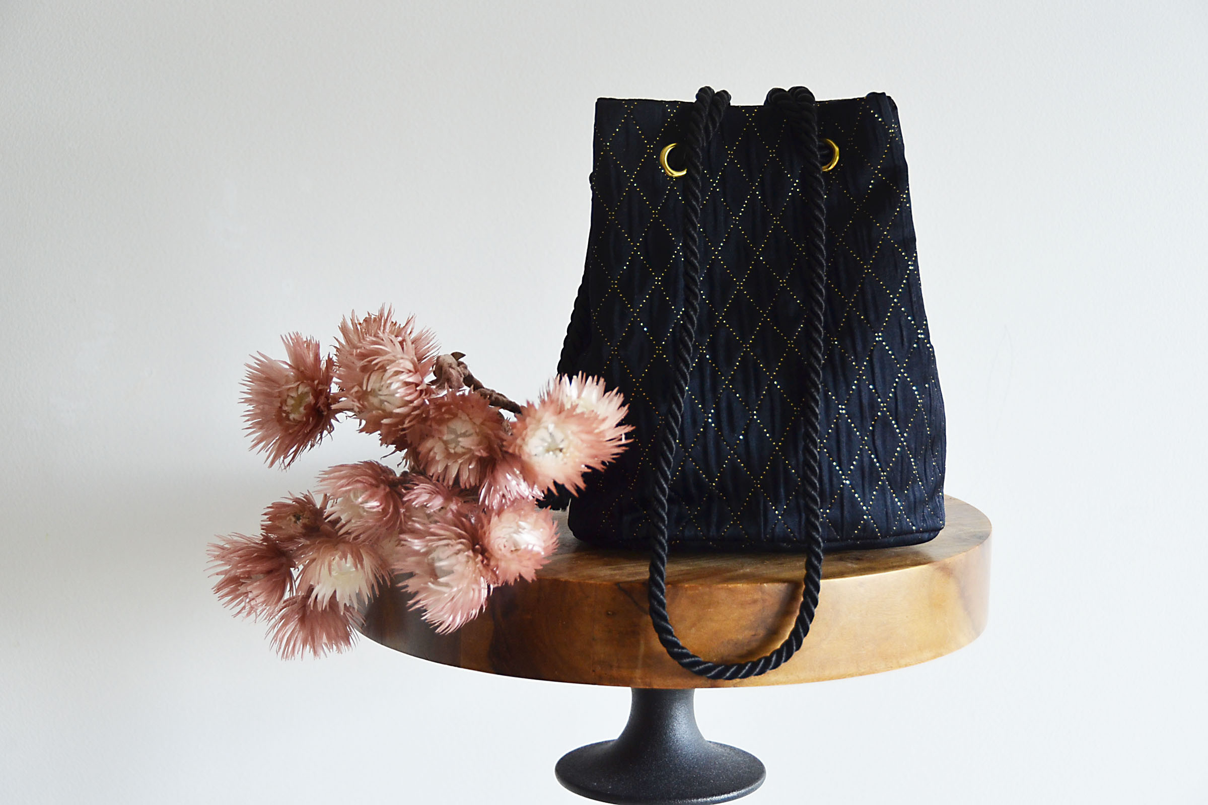 マトラッセジャガード　2way ポシェットマリンバッグ   ブラック×ゴールド フォーマル・パーティーにも◎