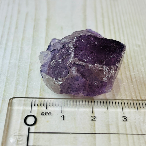 バイカラー✨ パープル フローライト 結晶 蛍石 ラフストーン バイカラー✨ パープル フローライト 結晶 蛍石 ラフストーン