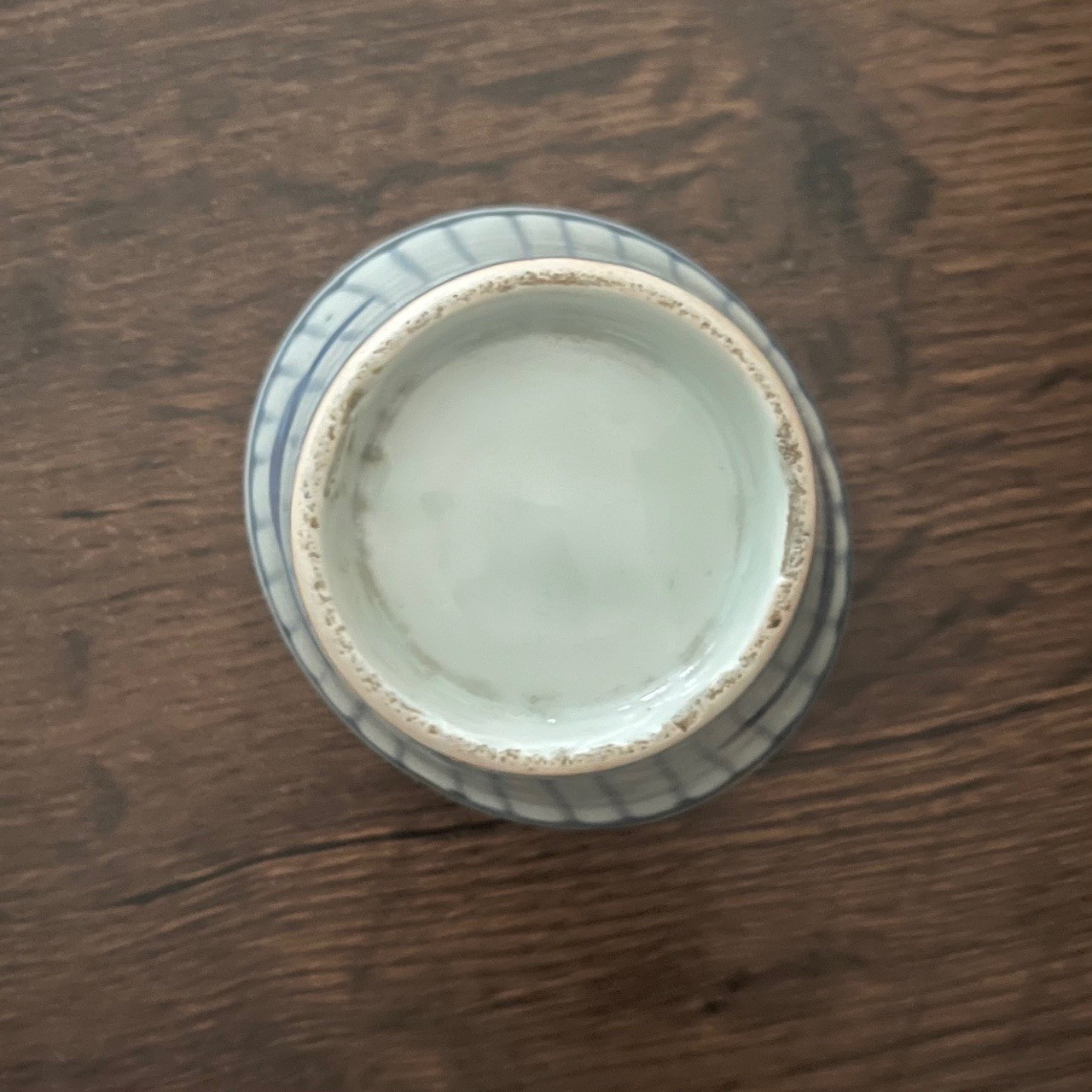 古伊万里染付花弁松紋様蕎麦猪口　江戸後期 直径約9cm・高さ約6cm