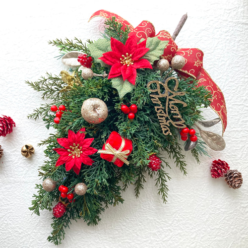 超早割クリスマス2025 壁掛けできるクリスマスツリースワッグ フェイク