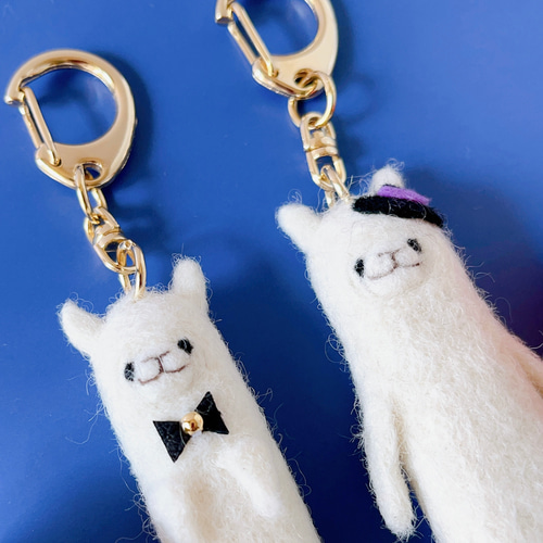 ハロウィン】アルパカの毛で作った アルパカキーホルダー（ホワイト