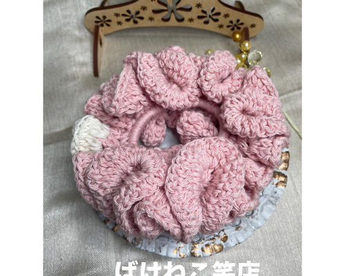 フリルの様な可愛い手編みピンクシュシュ シュシュ ばけねこ笑店 通販