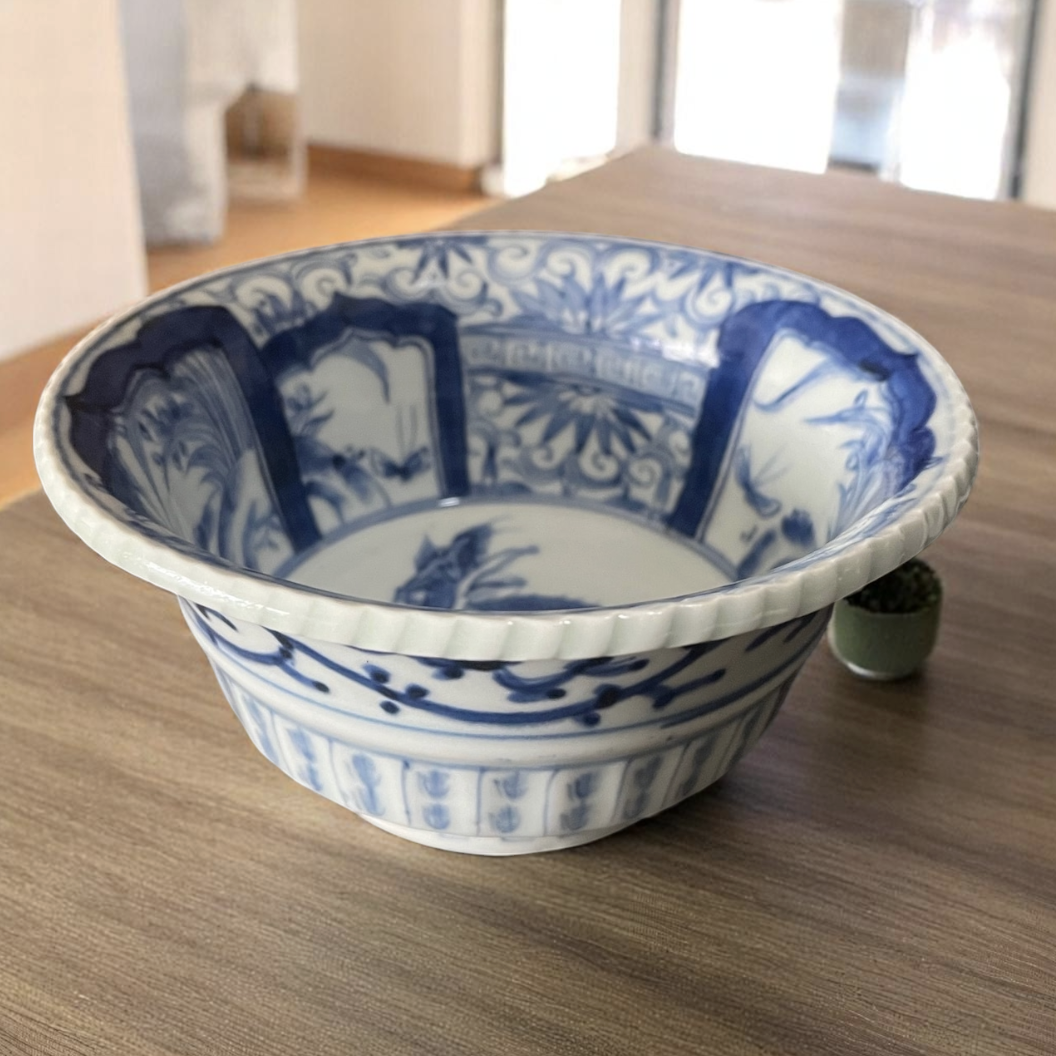 伊万里染付麒麟紋様深鉢１客