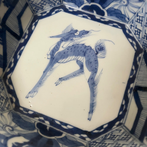 伊万里染付麒麟八角鉢＜金継ぎしました＞ お椀・ボウル・鉢