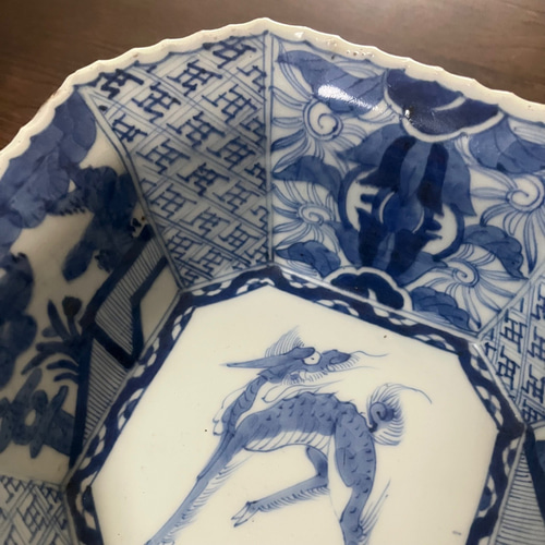 伊万里染付麒麟八角鉢＜金継ぎしました＞ お椀・ボウル・鉢