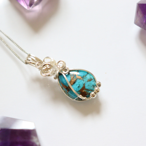 ブルーコッパーターコイズのワイヤージュエリーネックレス✧ペンダント  