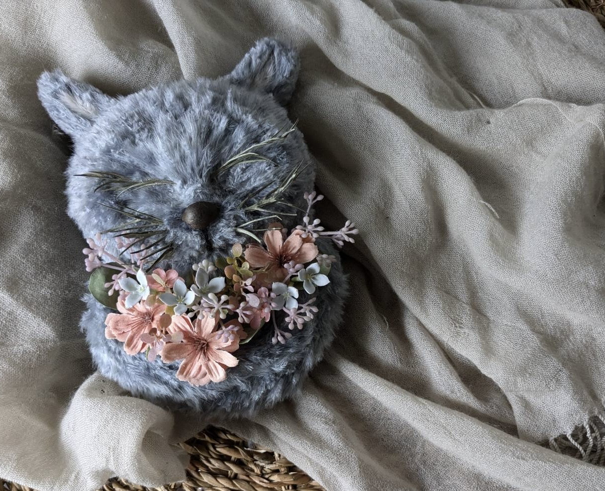 【受注制作】ロシアンブルーの壁掛けオーナメント(Mサイズ)