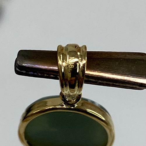 k18YG AU750 18金 グリーン メノーカメオ ペンダント ペンダントトップ  