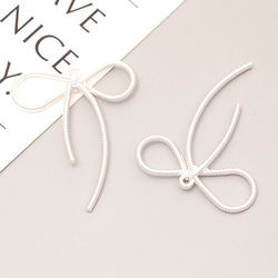 M14061 6個 メタルチャーム リボンモチーフ ロングリボンチャーム シルバー調 合金製 1カン付き 3x(2ケ) 2枚目の画像