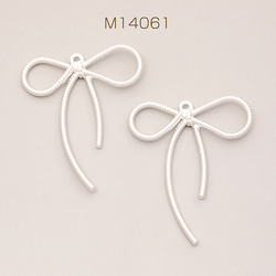 M14061 6個 メタルチャーム リボンモチーフ ロングリボンチャーム シルバー調 合金製 1カン付き 3x(2ケ) 1枚目の画像