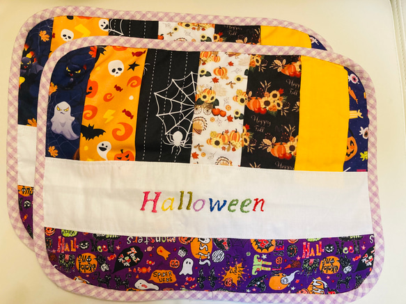 4食卓を彩るおしゃれで可愛いハロウィン パッチワーク刺繍のランチョン