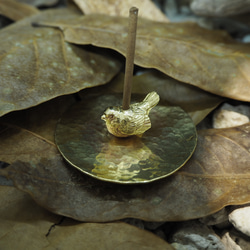 。默契之中。NO.07-2 小麻雀 線香座/黃銅 第2張的照片