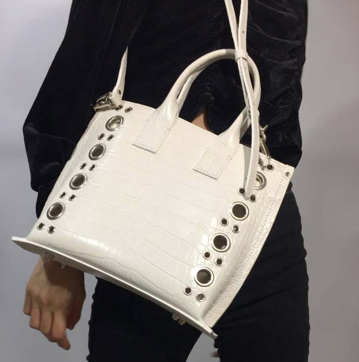 ハトメトートバッグ【ワニ柄/ホワイト】レザー牛本革2WAYショルダーバッグ（クロコ型押し）