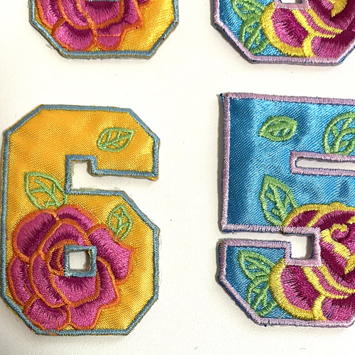 W58 ワッペン 数字に花刺繍 6枚 ワッペン・アップリケ ユキ 通販
