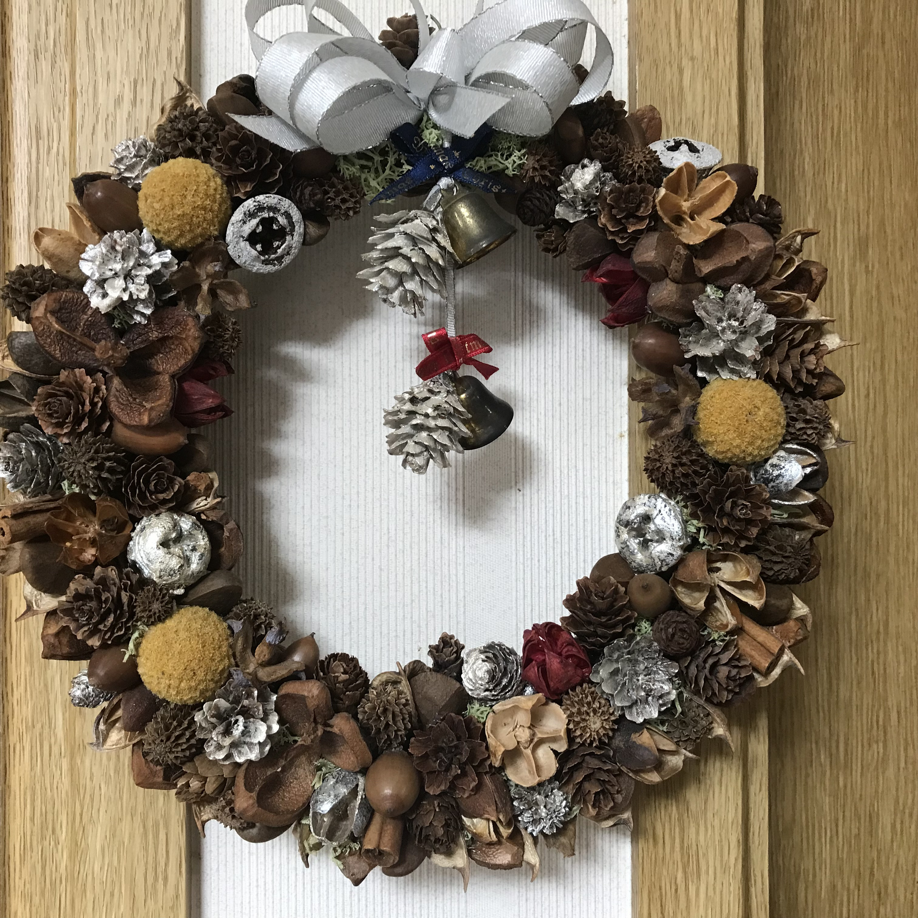 《X'mas》  自然の木の実とビリーボタンのナチュラルクリスマスリース（残すところ1点のみ）