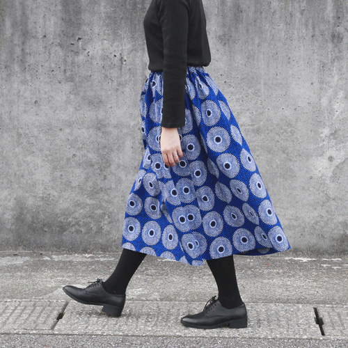 受注制作】アフリカ布のギャザースカート（ サークルドット