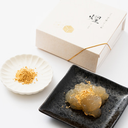 職人が丁寧に作ったやさしい甘さのとろ～りわらび餅　 2枚目の画像