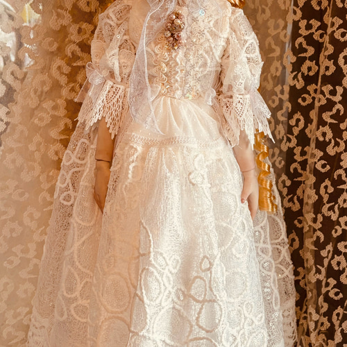 創作球体関節ビスクドール人形 金色の髪の薄いグリーンアイの白い