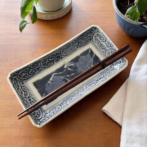 古伊万里たこ唐草長皿2枚 江戸時代後期　無傷 古伊万里 染付 蛸唐草 角皿 長皿 長方皿 四方皿 日本の美 江戸時代