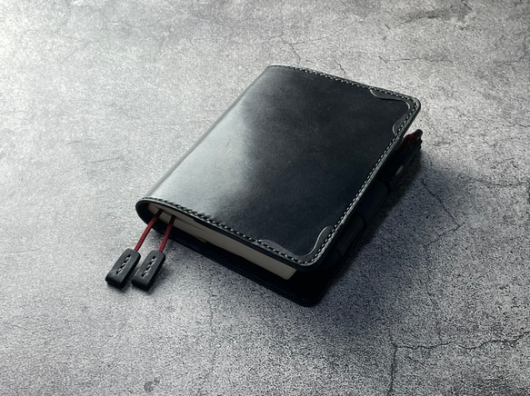 【楽ギフ_のし宛書】 手縫】マイブック (新潮文庫）用黒本革カバー（角飾り）2本 文房具・ステーショナリー