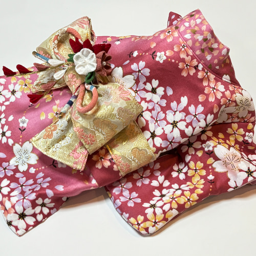 ☆新作犬服⭐︎ つまみ細工帯飾り付き 犬用着物 女の子用 ピンク