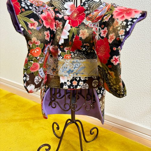 ★新作★完成品☆犬服☆つまみ細工帯飾り付き 犬用着物Sサイズ 女の子和柄ブラック ☆新作犬服⭐︎ つまみ細工帯飾り付き 犬用着物 女の子用 和柄