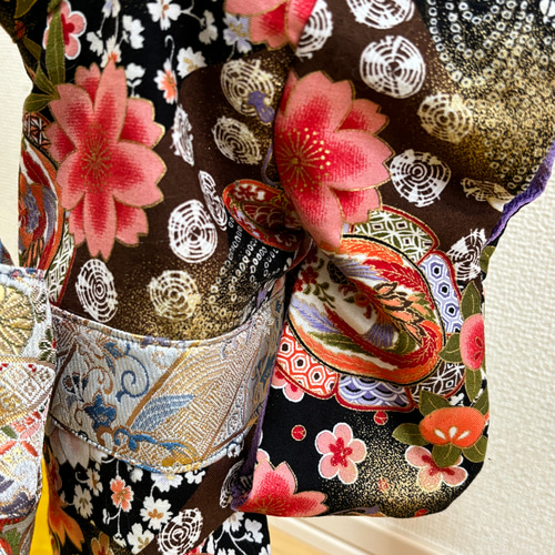 ☆新作犬服⭐︎ つまみ細工帯飾り付き 犬用着物 女の子用 和柄